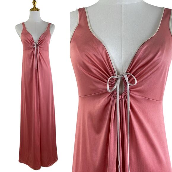 Vintage 70s Disco Vassarette Copper Nylon Keyhole Slip Dress Nightgown Size 32 - Picture 1 of 11